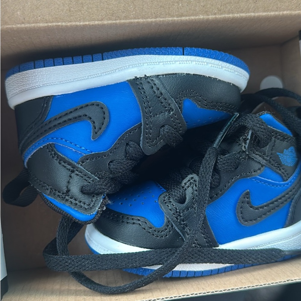 Jordan Kids Black and Blue Sneakers